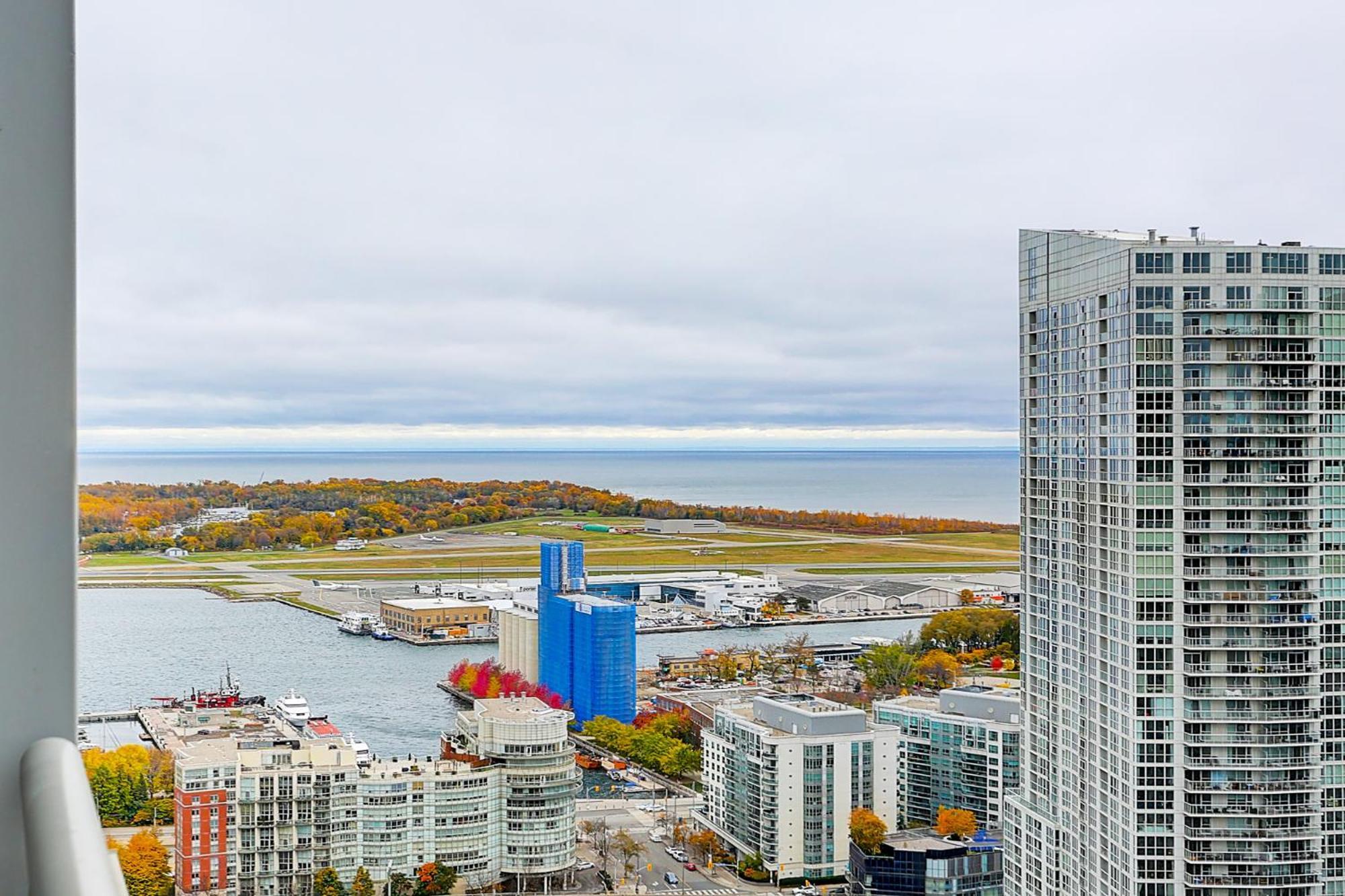 Lakeview Apartments Downtown טורונטו מראה חיצוני תמונה
